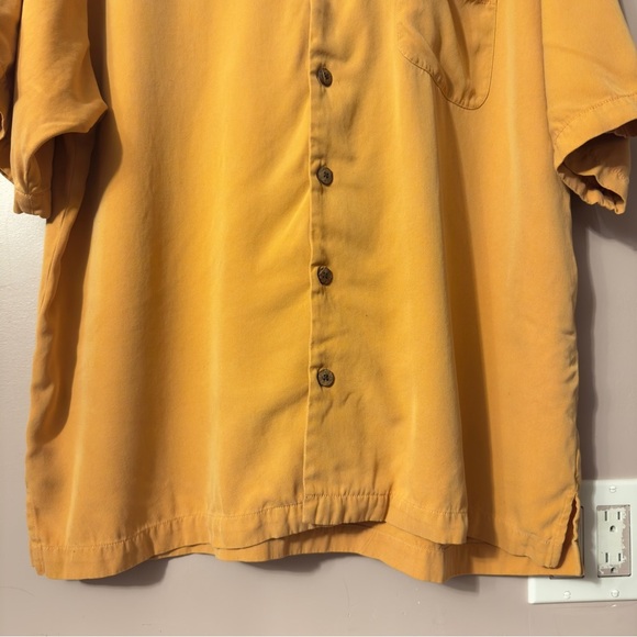 Tommy Bahama 100% Silk Shortsleeve Buttonup Shirt Orange Men Size XL - Picture 3 of 9